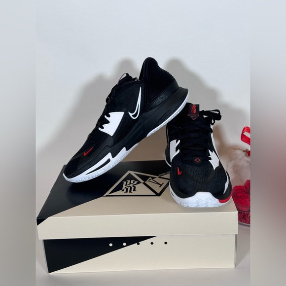 NIB New Nike Kyrie Low 5 - Picture 1 of 7